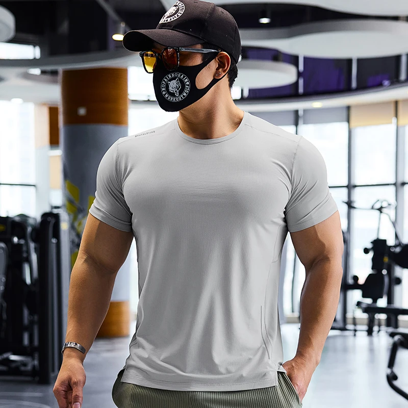 Men Sports T-shirt Dry Fit Sho - Rash Guard ulasan dan harga